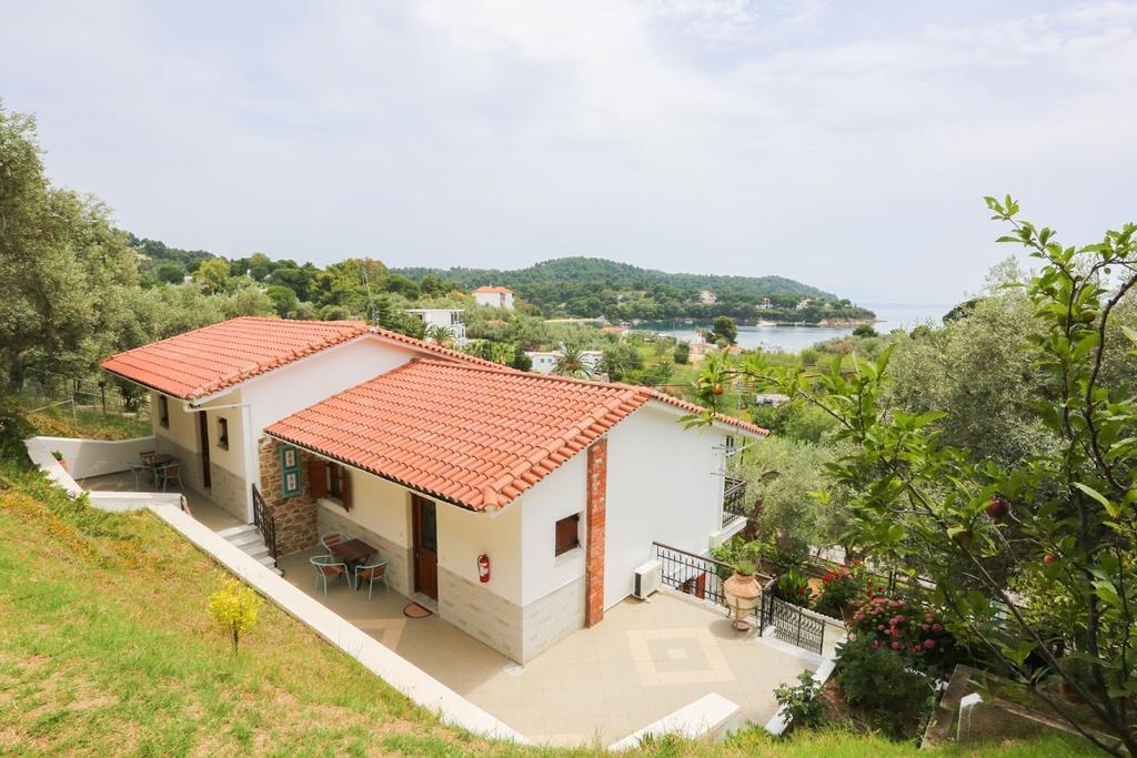 Studios Villa Eleni Platanias  Room photo